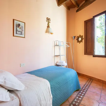 Ruote First Apartment Florence